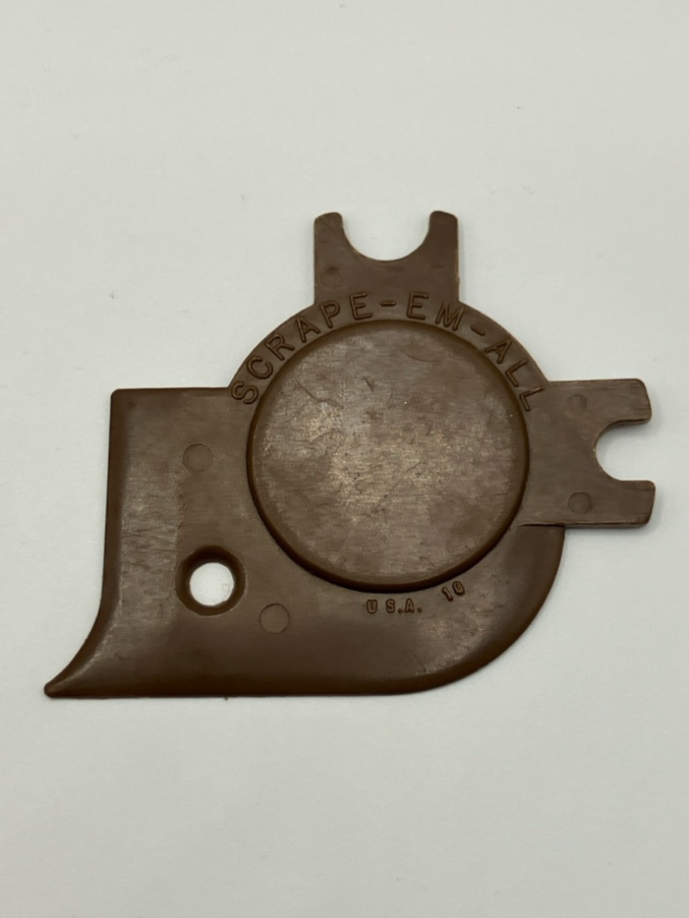 Tupperware Scrape Em All Brown Plastic Kitchen Gadget Scraper Keychain